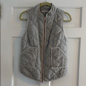 Hawthorn Gray Herringbone Pattern Quilted Vest